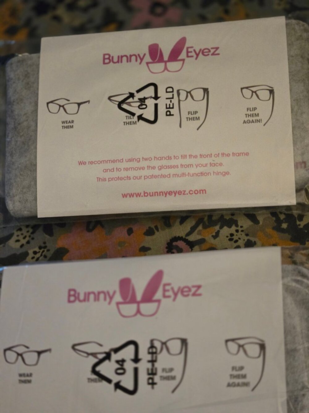 Bunny Eyez Brand Tiltable Readers (Set of 2 pairs 2.50 magnification strength) - Picture 2 of 4